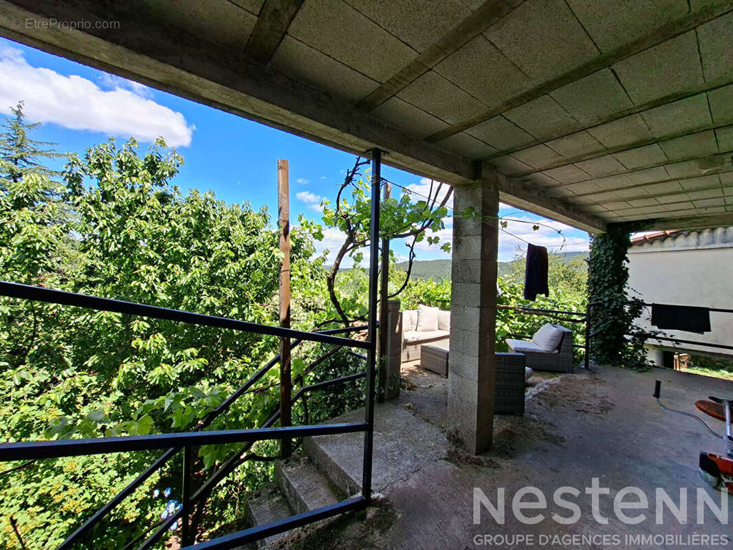 Immeuble à vendre à La Vernarède - 8 pièces, 143 m², terrain 1350 m² - photo 9