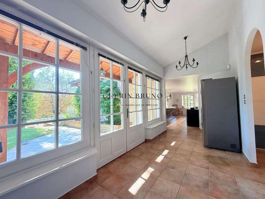 Maison à SAINT-FELIX-DE-BOURDEILLES