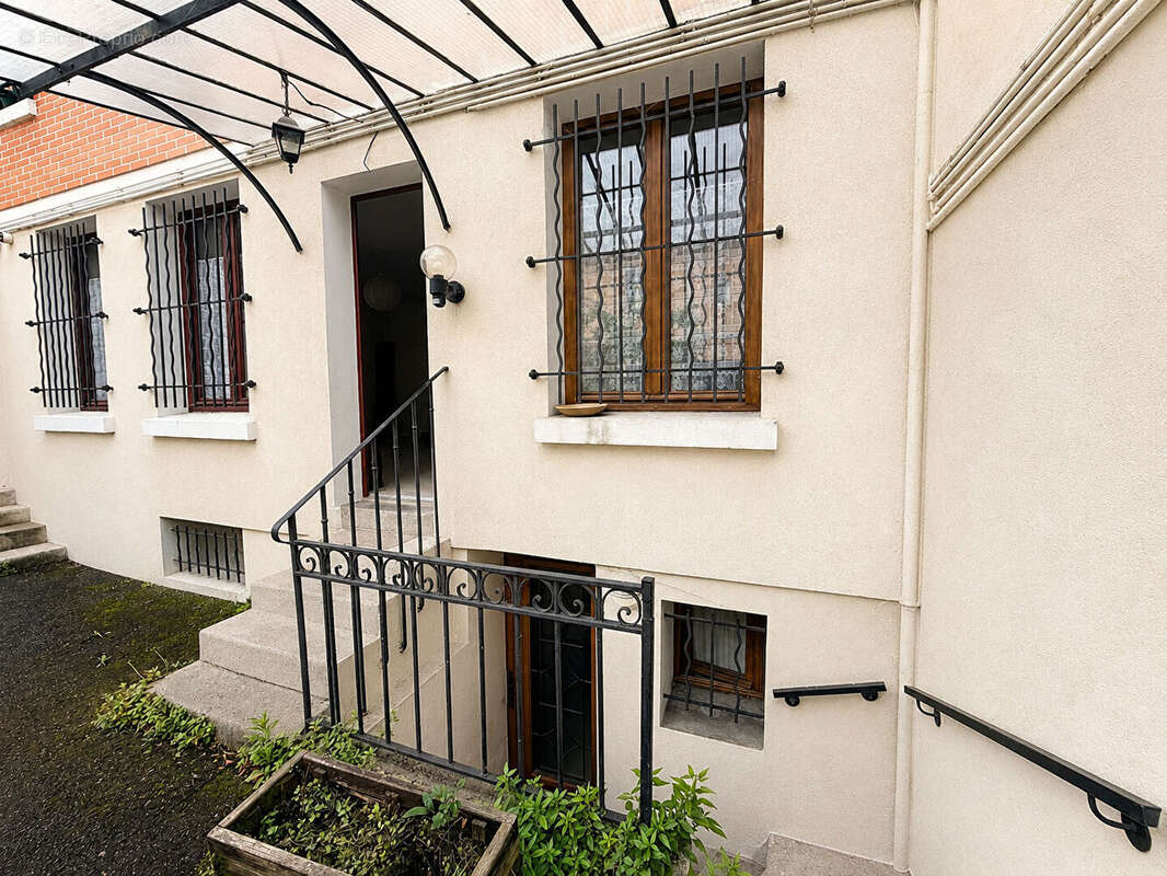 Appartement à ASNIERES-SUR-SEINE