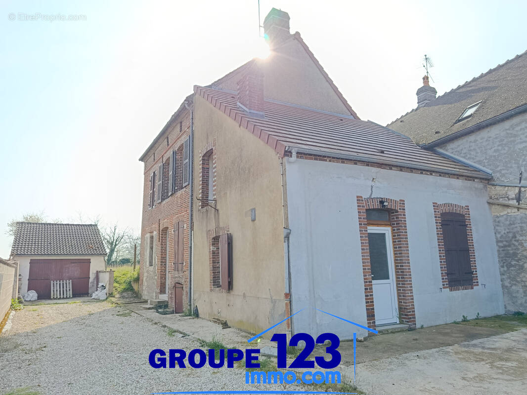 Appartement à SENAN