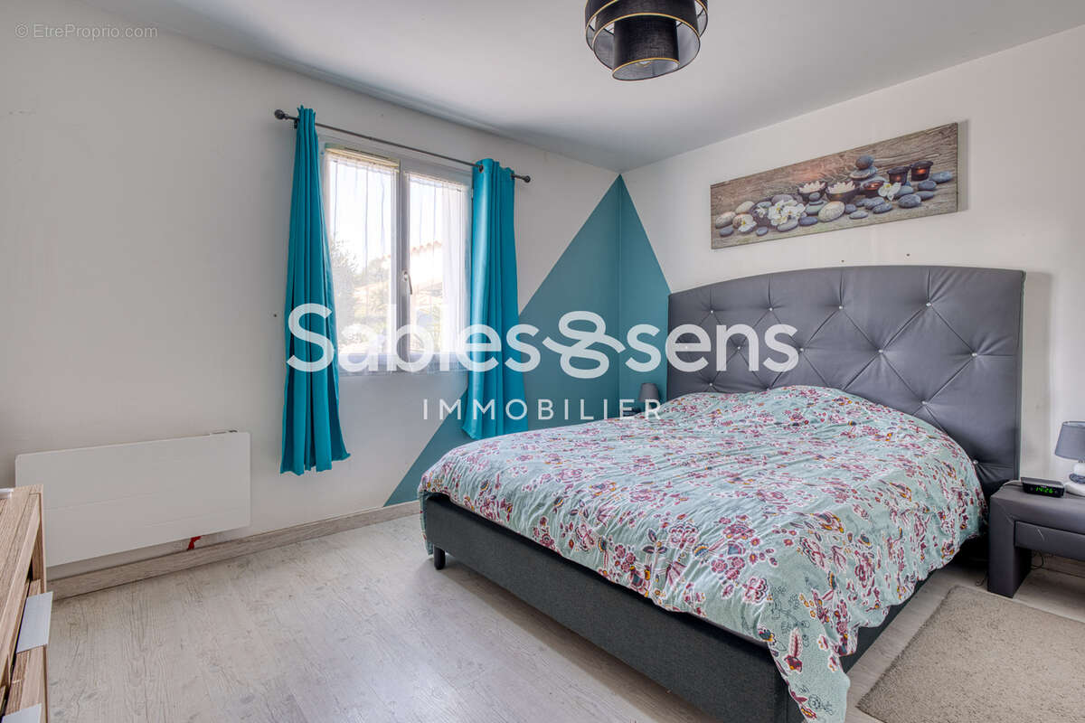 Maison à SAINTE-FOY