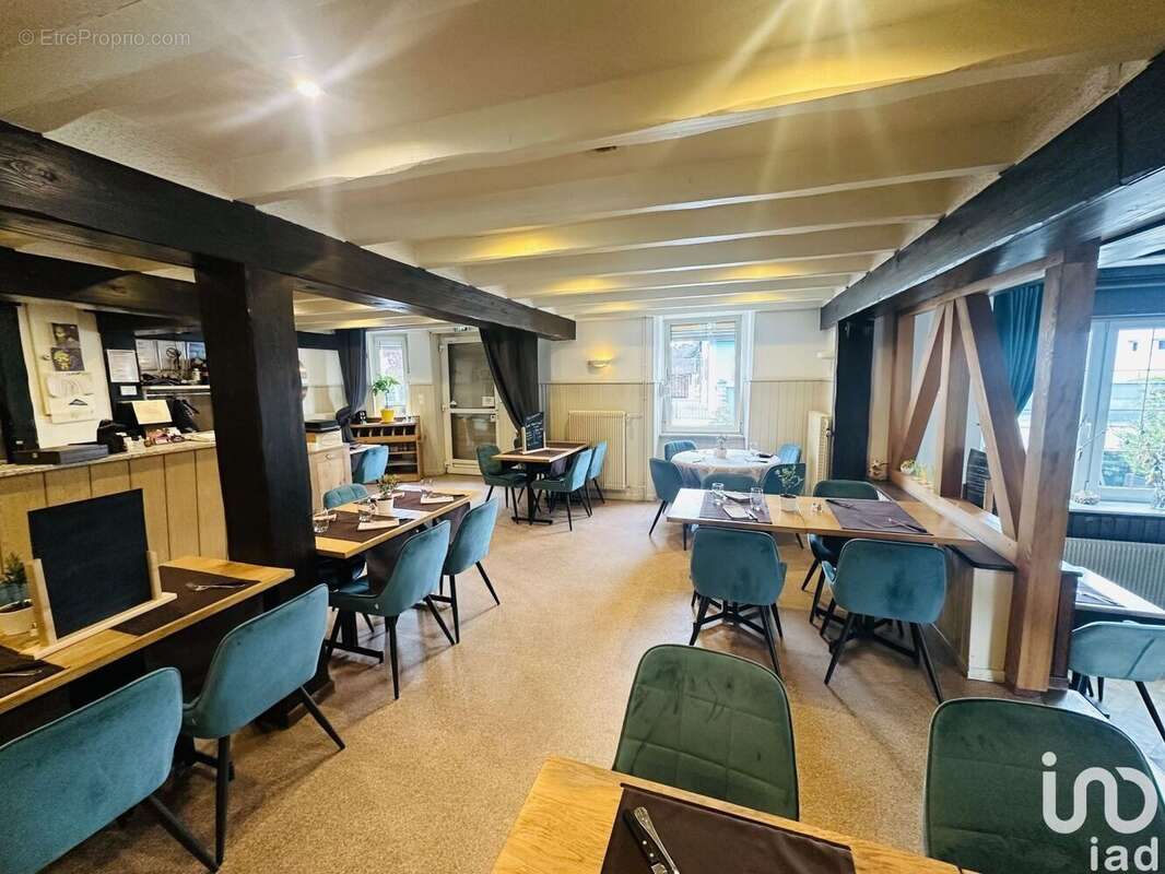 Photo 4 - Commerce à CERNAY