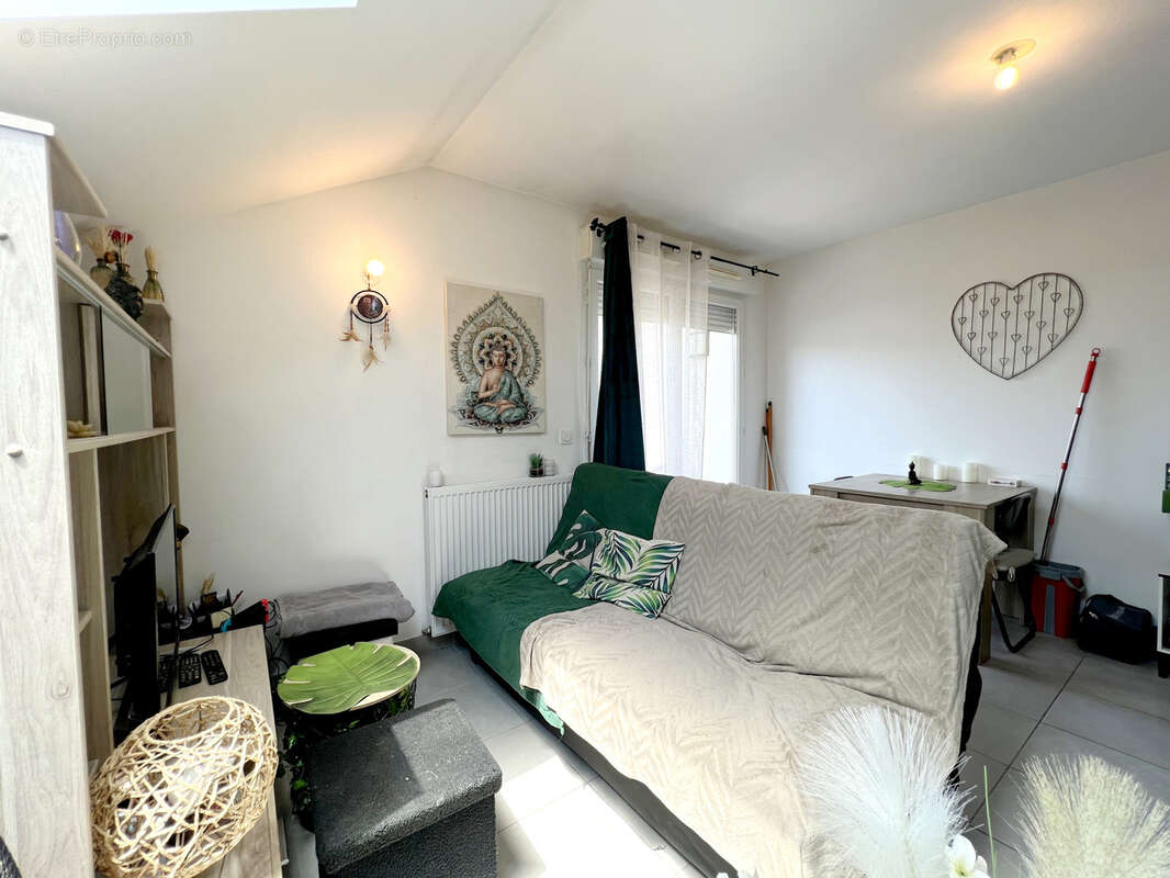 Appartement à VETRAZ-MONTHOUX