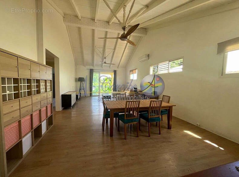 Maison à SAINTE-ROSE