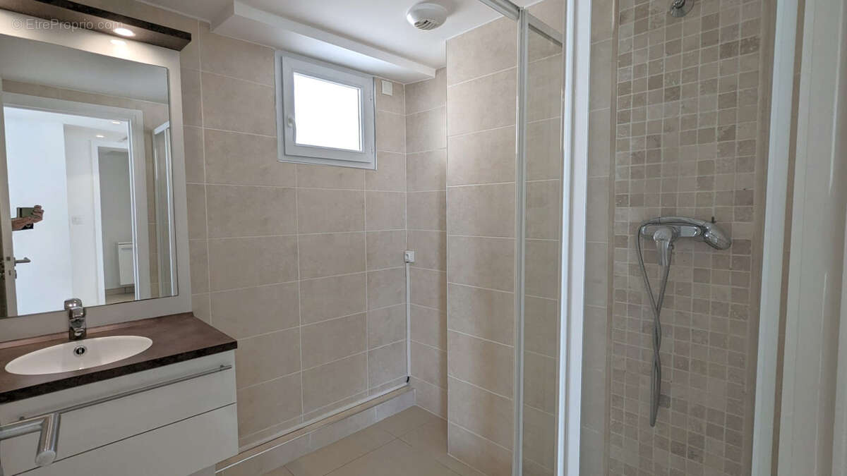 Appartement à CAP-D'AIL