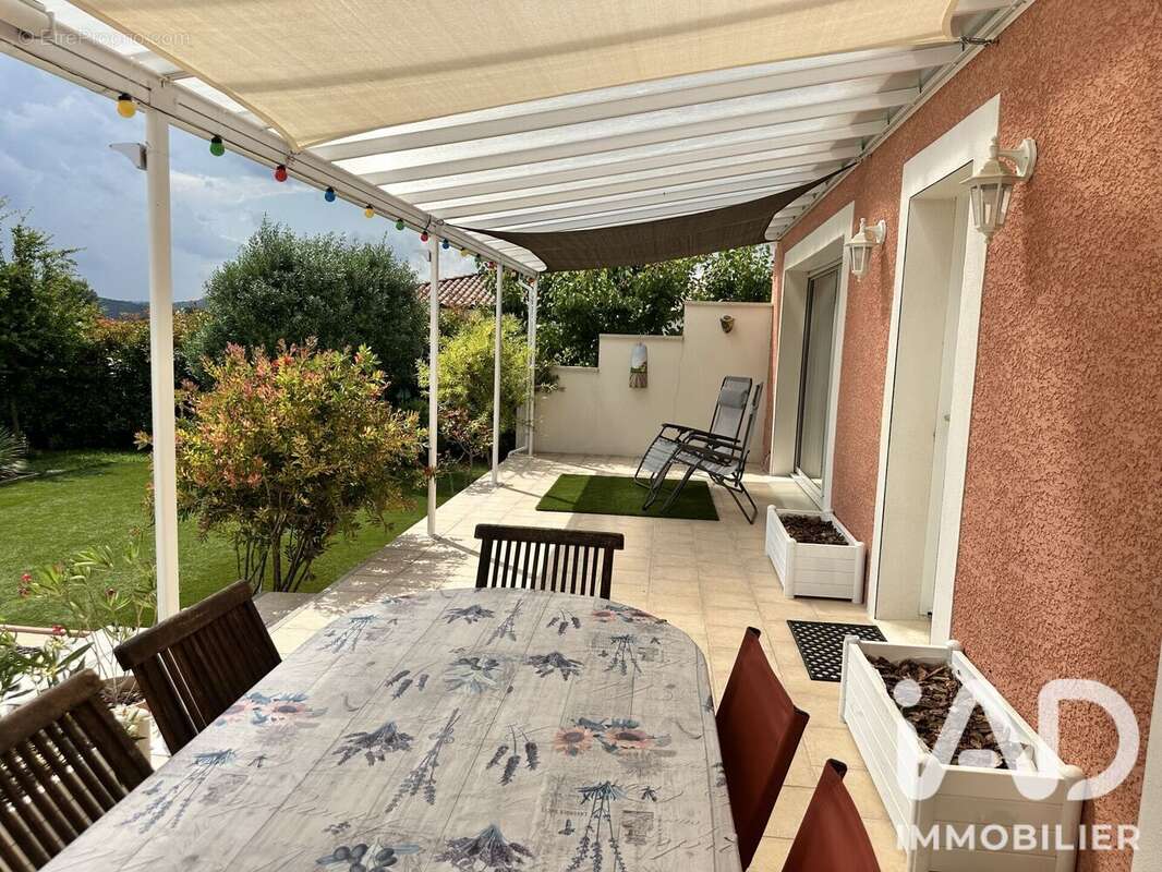 Maison 110 m² à Saint-Gervais  - photo 4