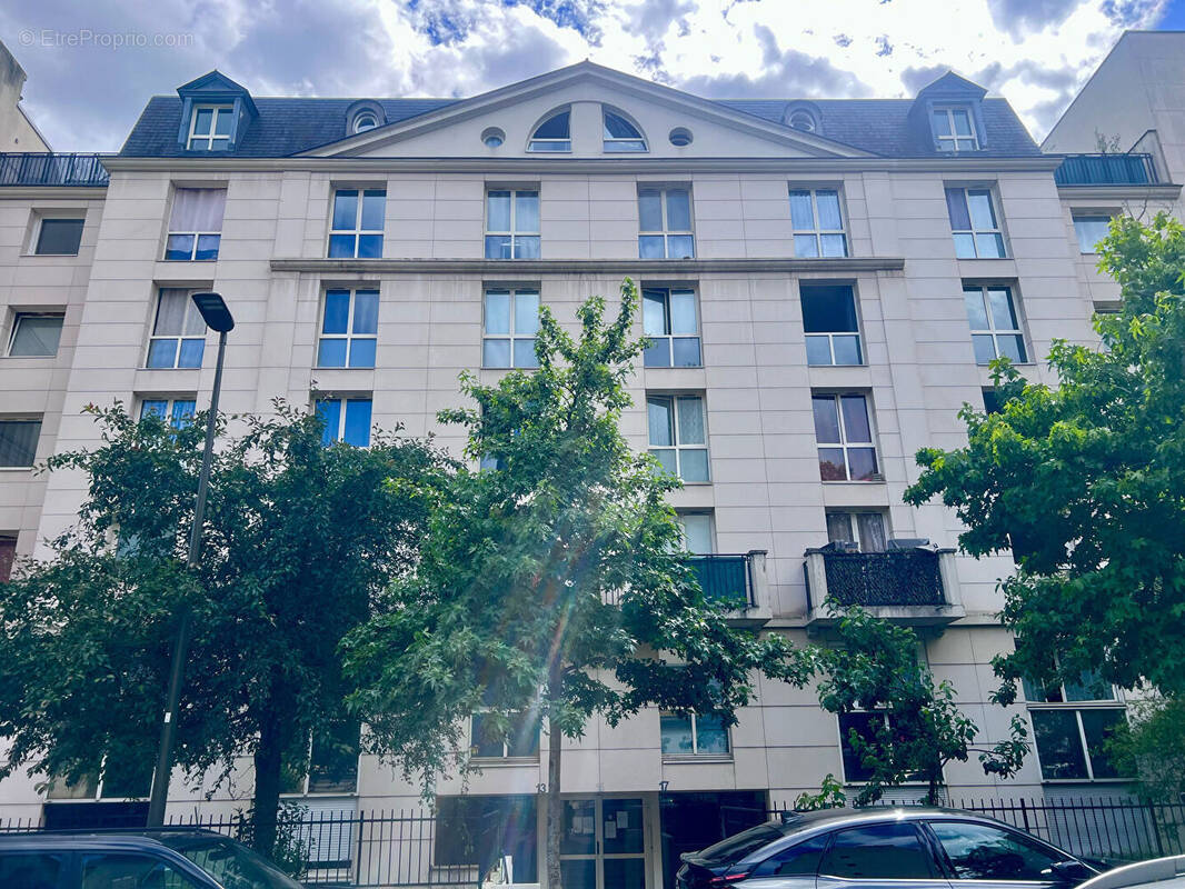 Appartement à SURESNES