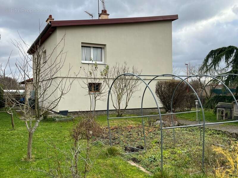 Maison à ROSIERES-AUX-SALINES