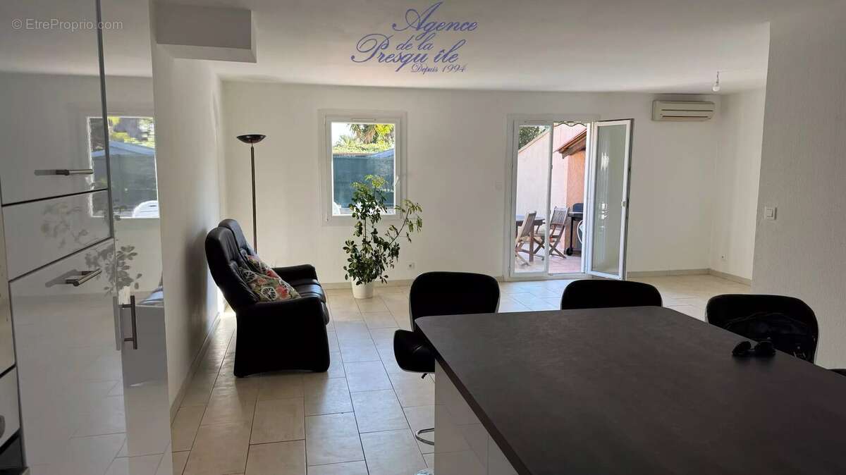 Appartement à HYERES
