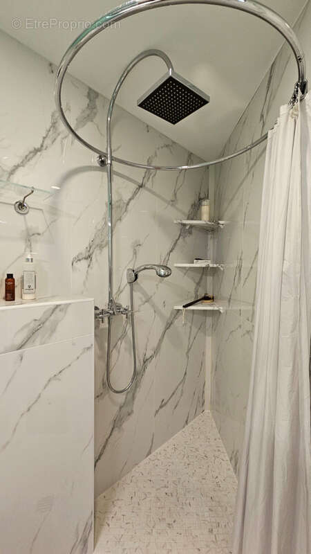 Appartement à ROQUEBRUNE-CAP-MARTIN