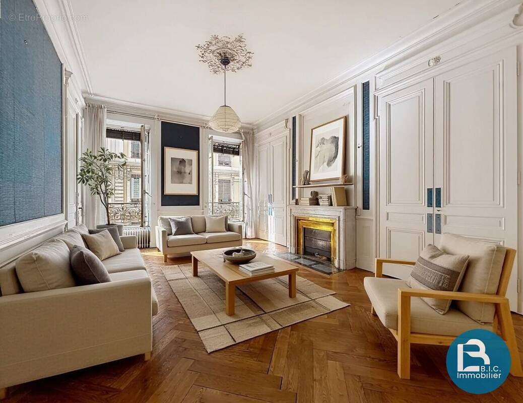 Appartement à LYON-6E