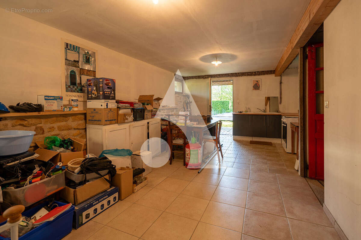 Maison à ANGLARS-SAINT-FELIX