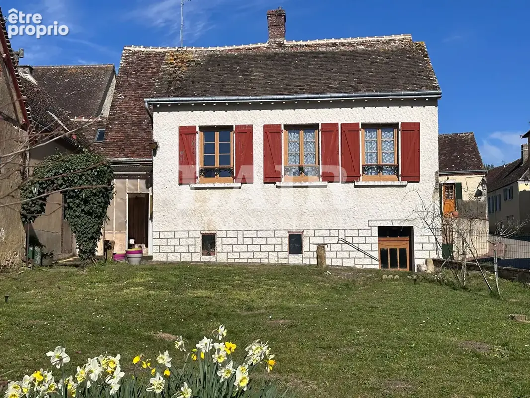 Maison à BELLOU-LE-TRICHARD