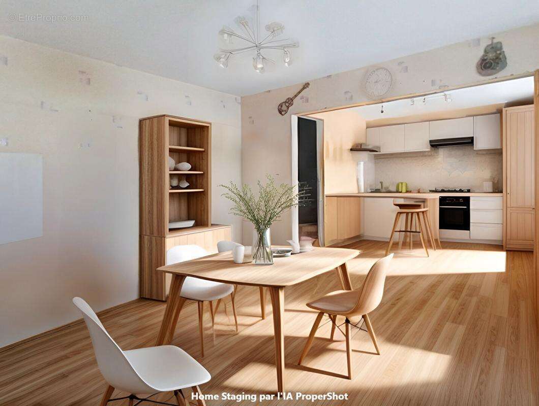 Maison à SAINT-ETIENNE-DU-ROUVRAY