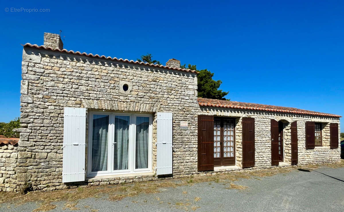 Charmante Maison de pays en pierre de taille avec vue sur les marais - Le Grand Village plage - photo 4
