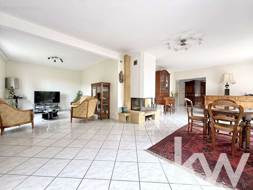 Maison à CLERMONT-FERRAND