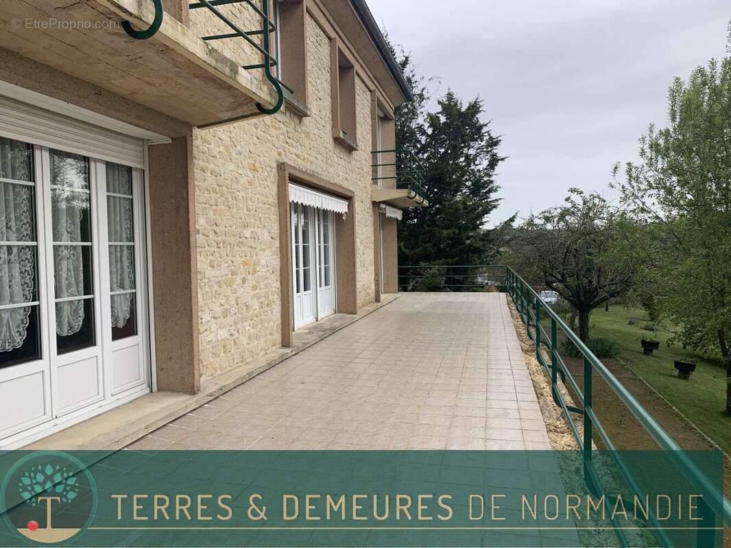 Maison à VIMOUTIERS