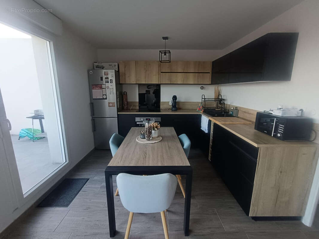 Appartement à LATTES