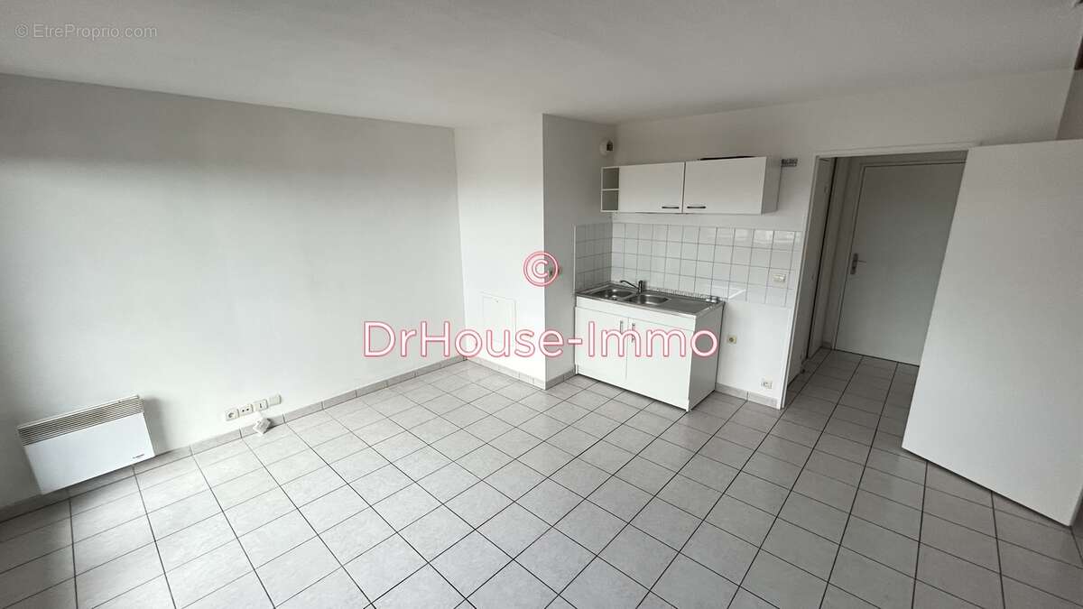 Appartement à DAMMARIE-LES-LYS