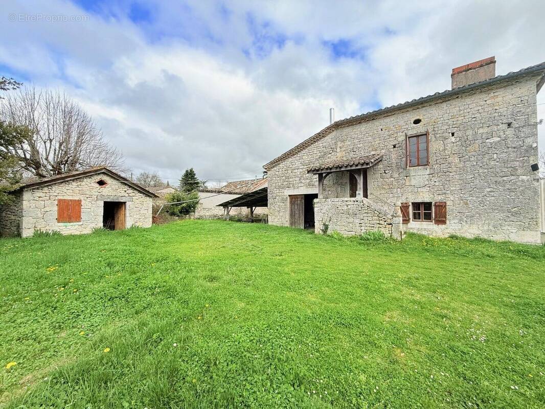 Maison à LAUZERTE