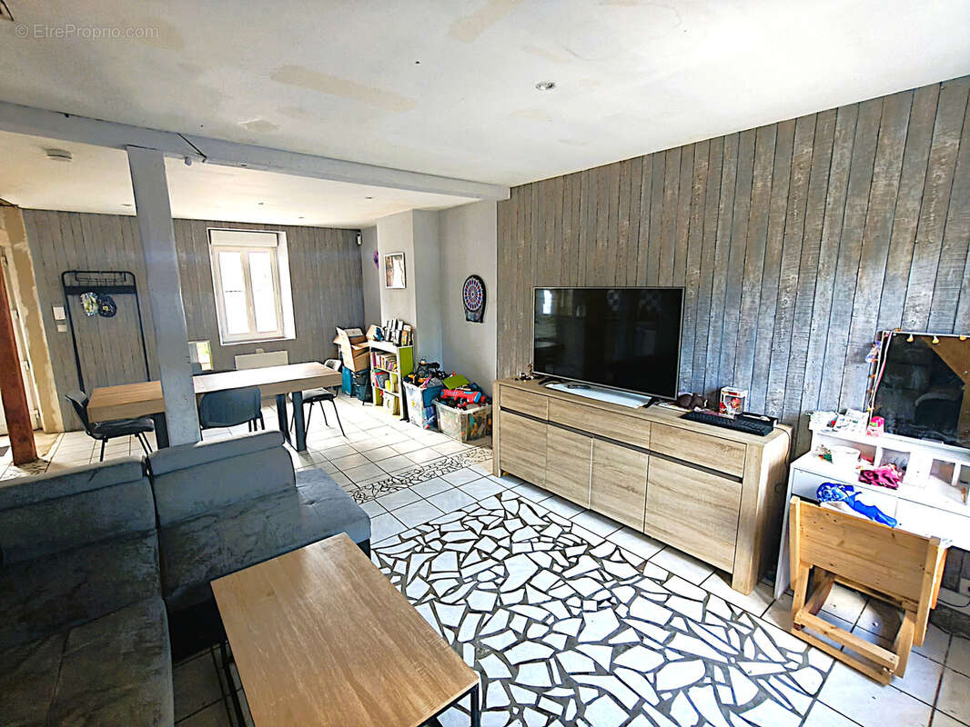 Maison à SANCHEVILLE