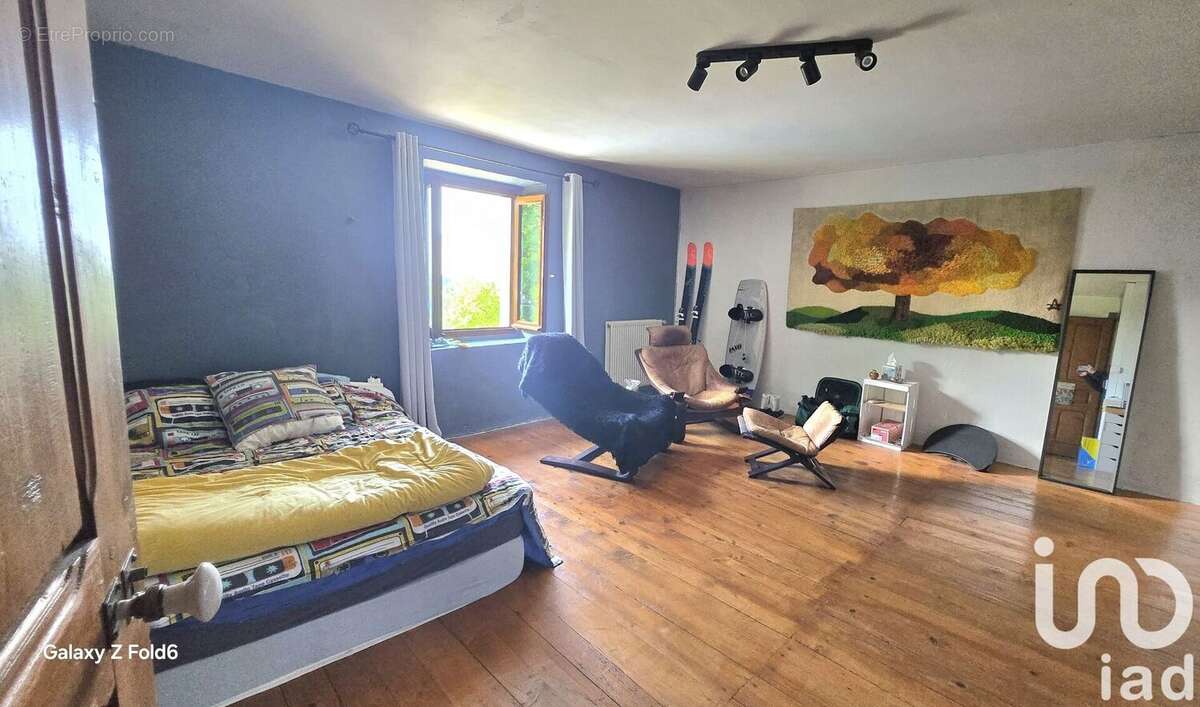 Maison 183 m² à Bellecombe-En-Bauges  - photo 7
