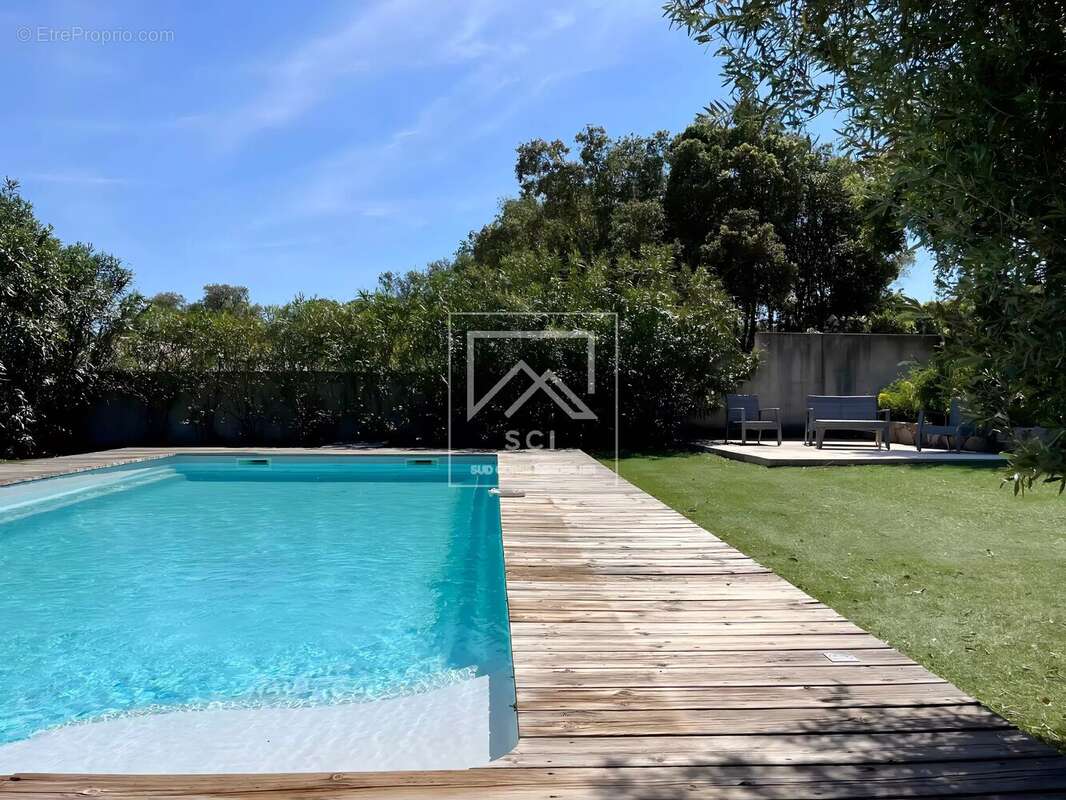 Maison à PORTO-VECCHIO