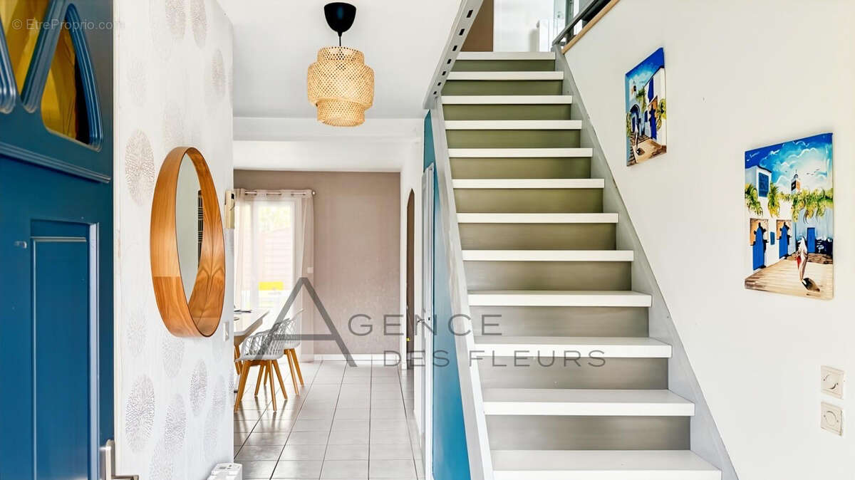 Maison Oissel Sur Seine 100 m2 - photo 3