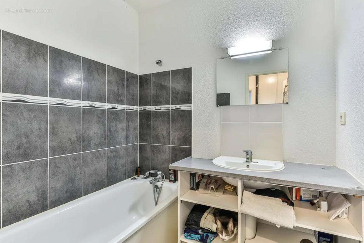 Appartement à BELIN-BELIET