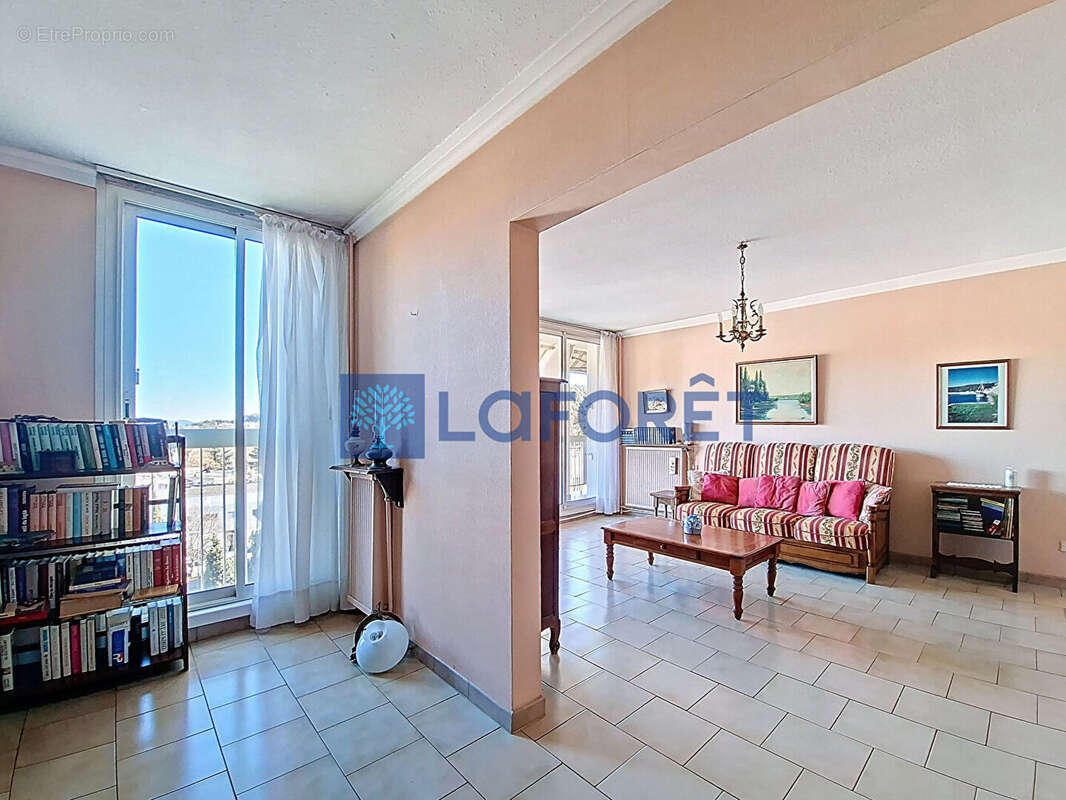 Appartement à LA VALETTE-DU-VAR