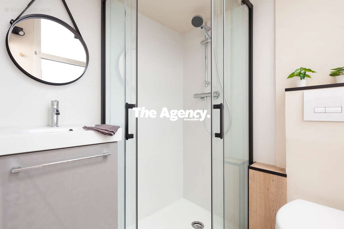 Appartement à MARSEILLE-7E
