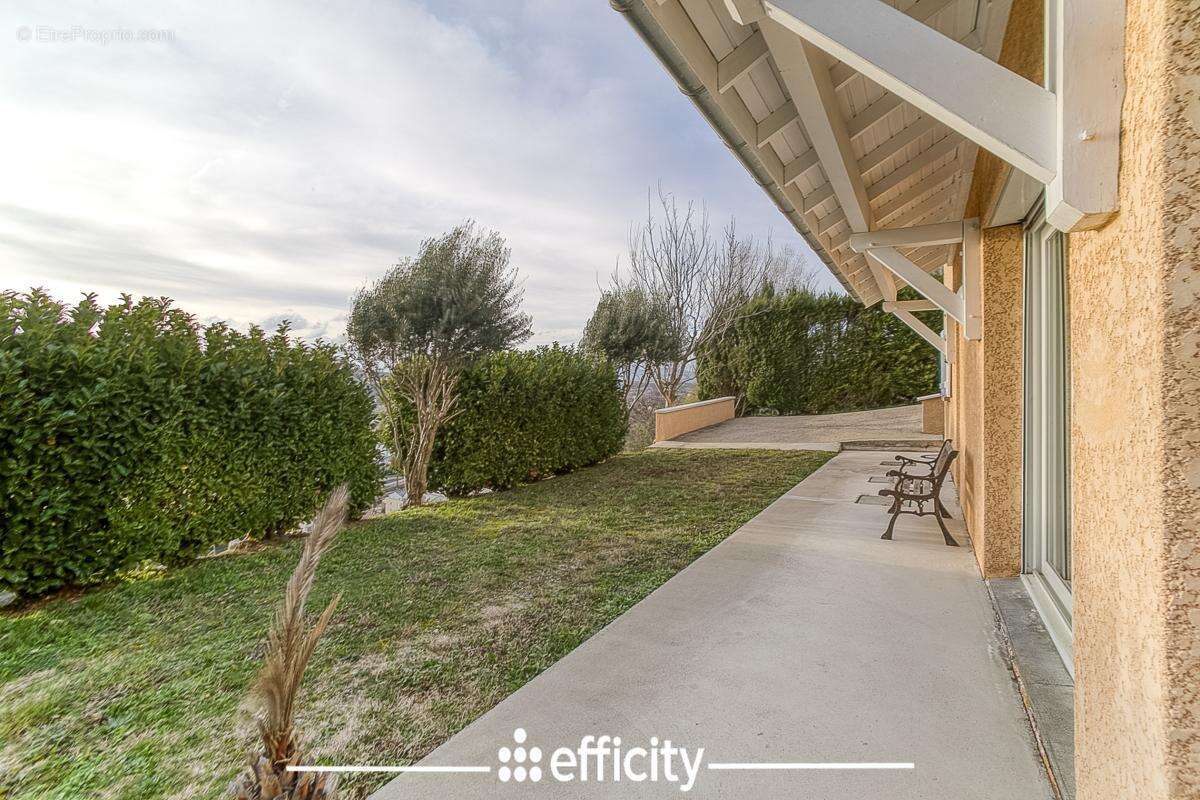 Maison à CHASSE-SUR-RHONE