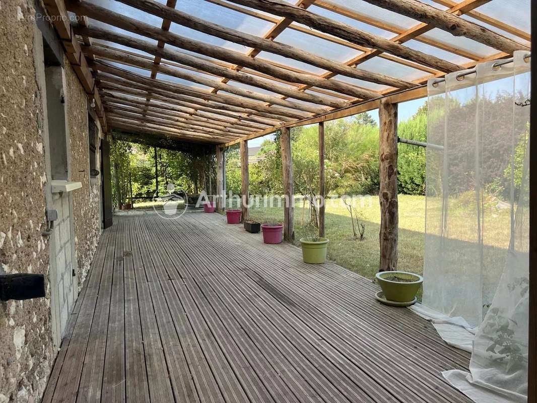 Maison à SAINT-ASTIER