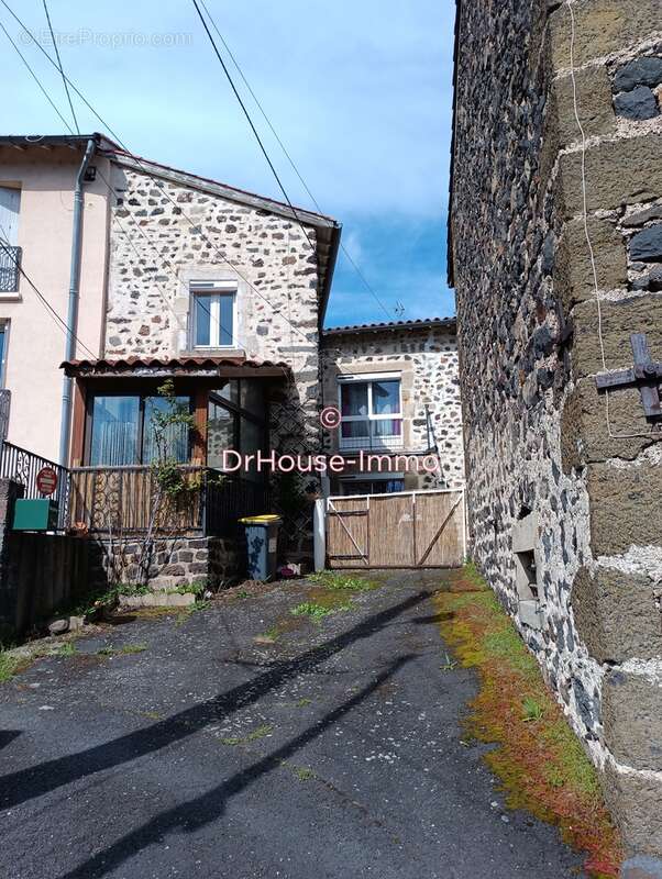 Appartement à LE PUY-EN-VELAY