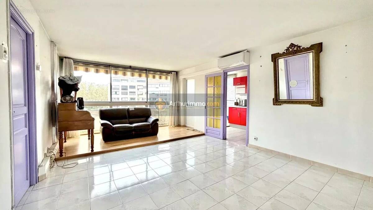 Appartement à FREJUS