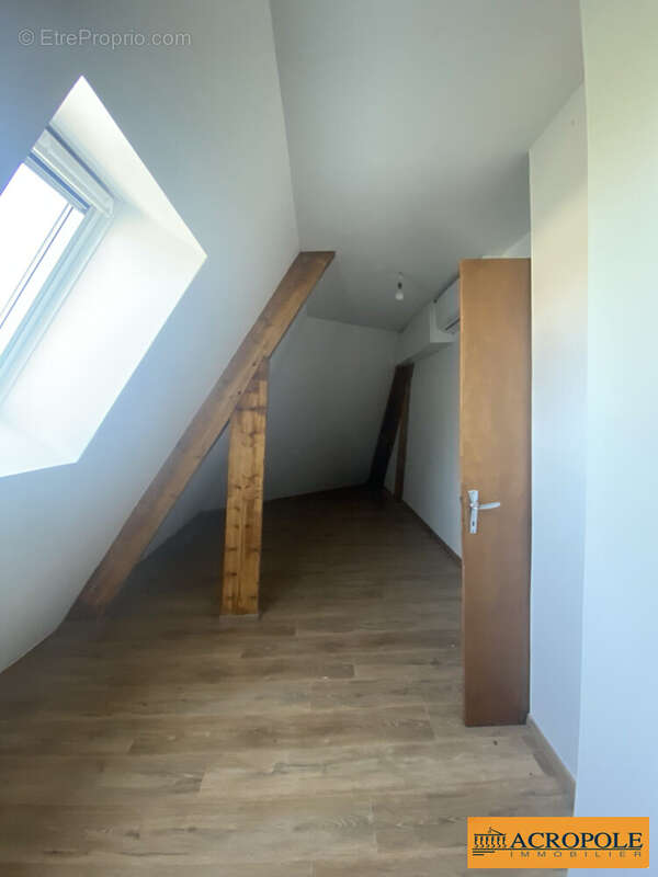 Maison à POILLY-LEZ-GIEN