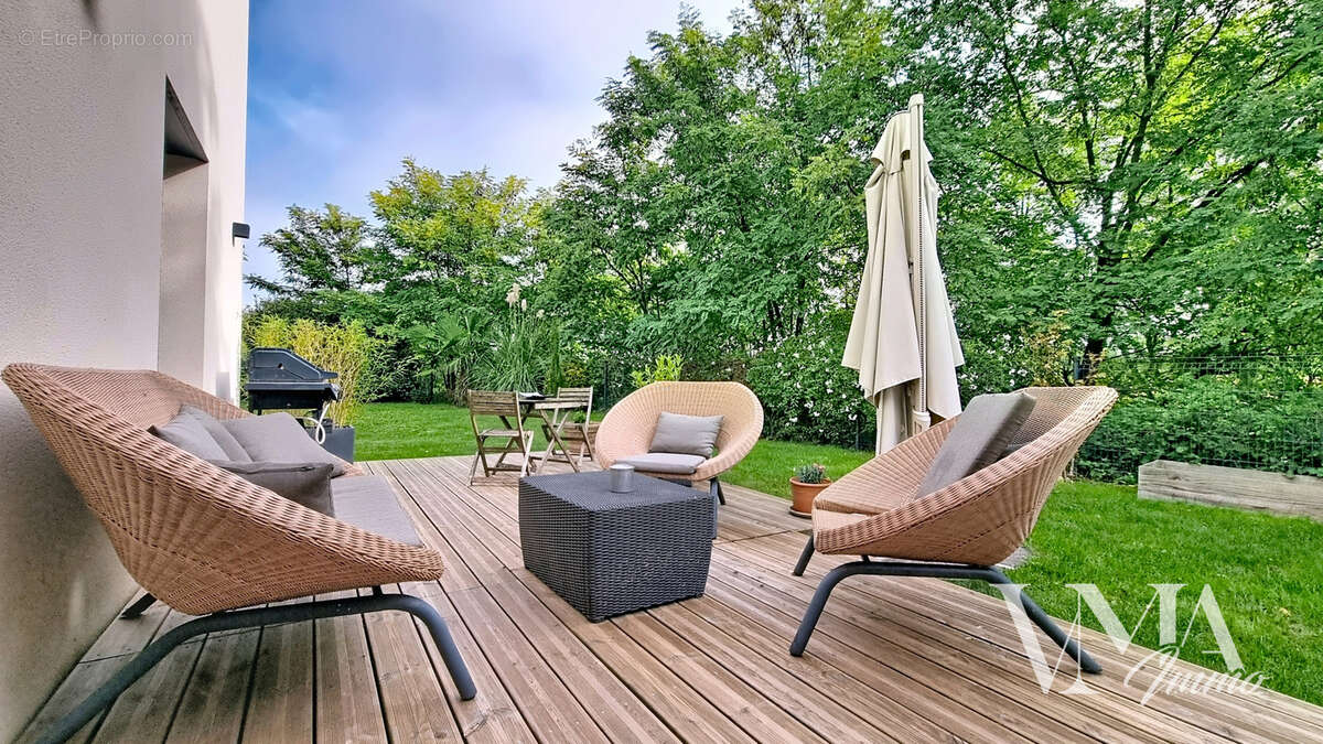 Maison à CAILLOUX-SUR-FONTAINES