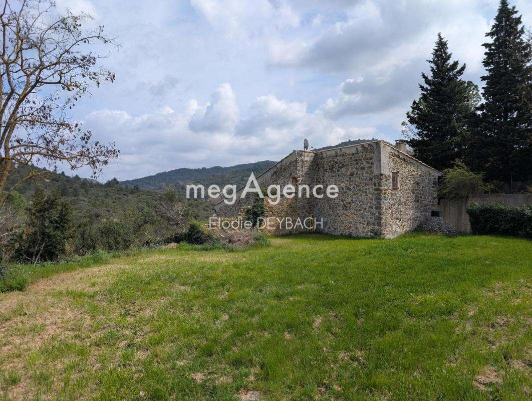 Maison à SAINT-MARTIN-DES-PUITS