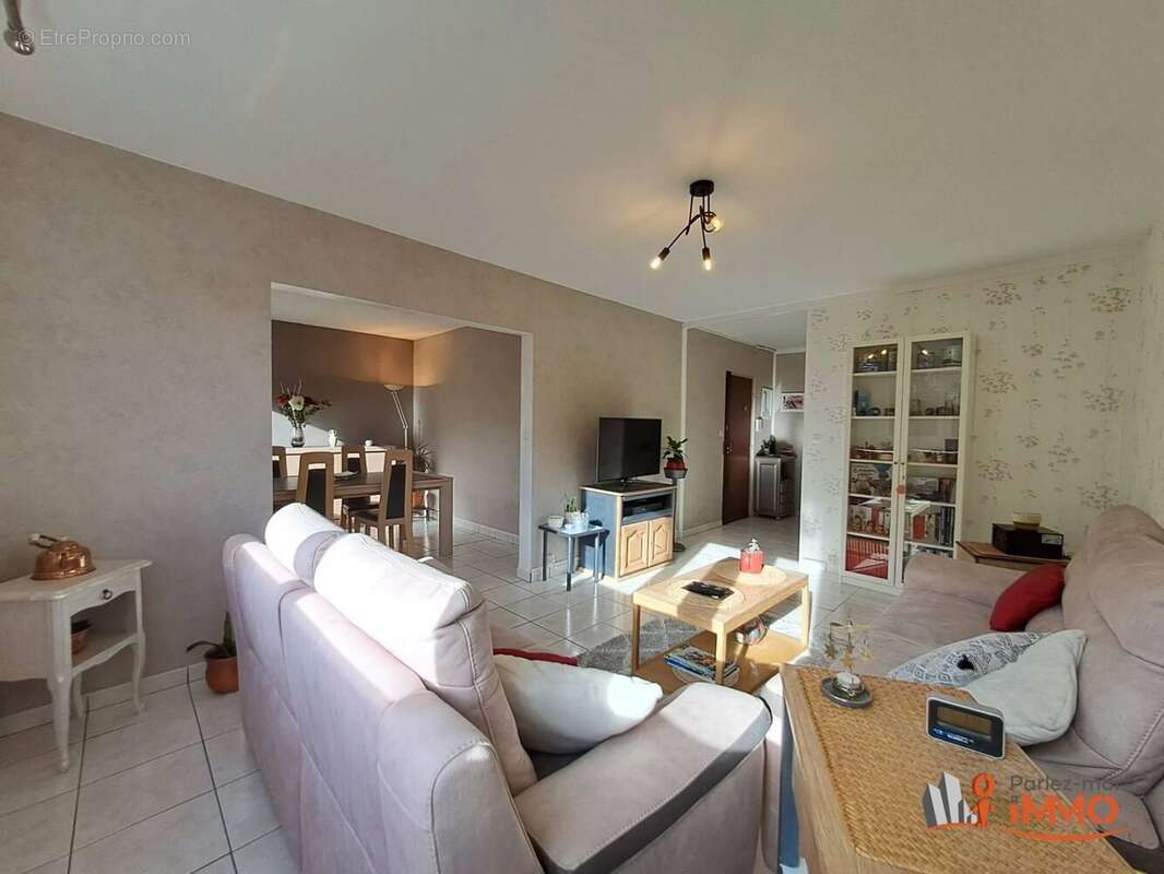 Appartement à SAINT-ETIENNE