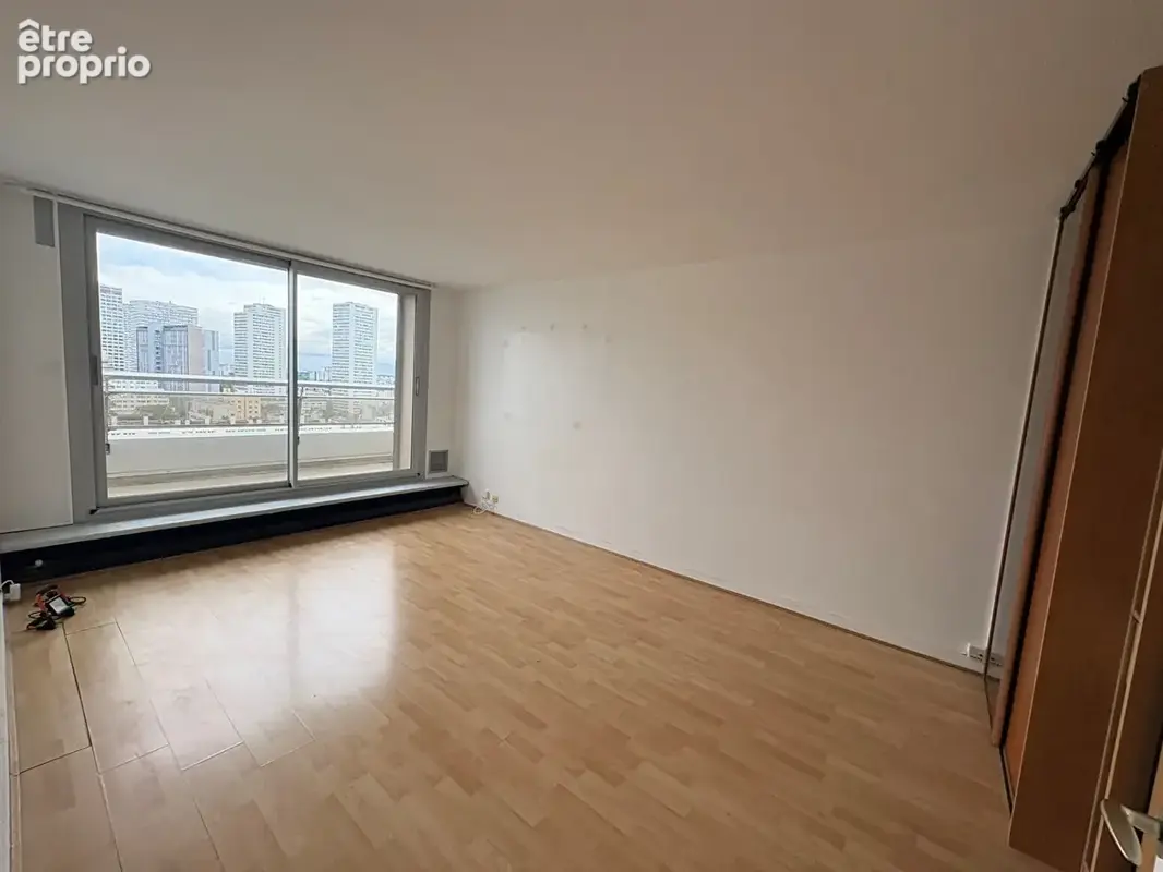 2 pièces - Balcon - parking - photo 2