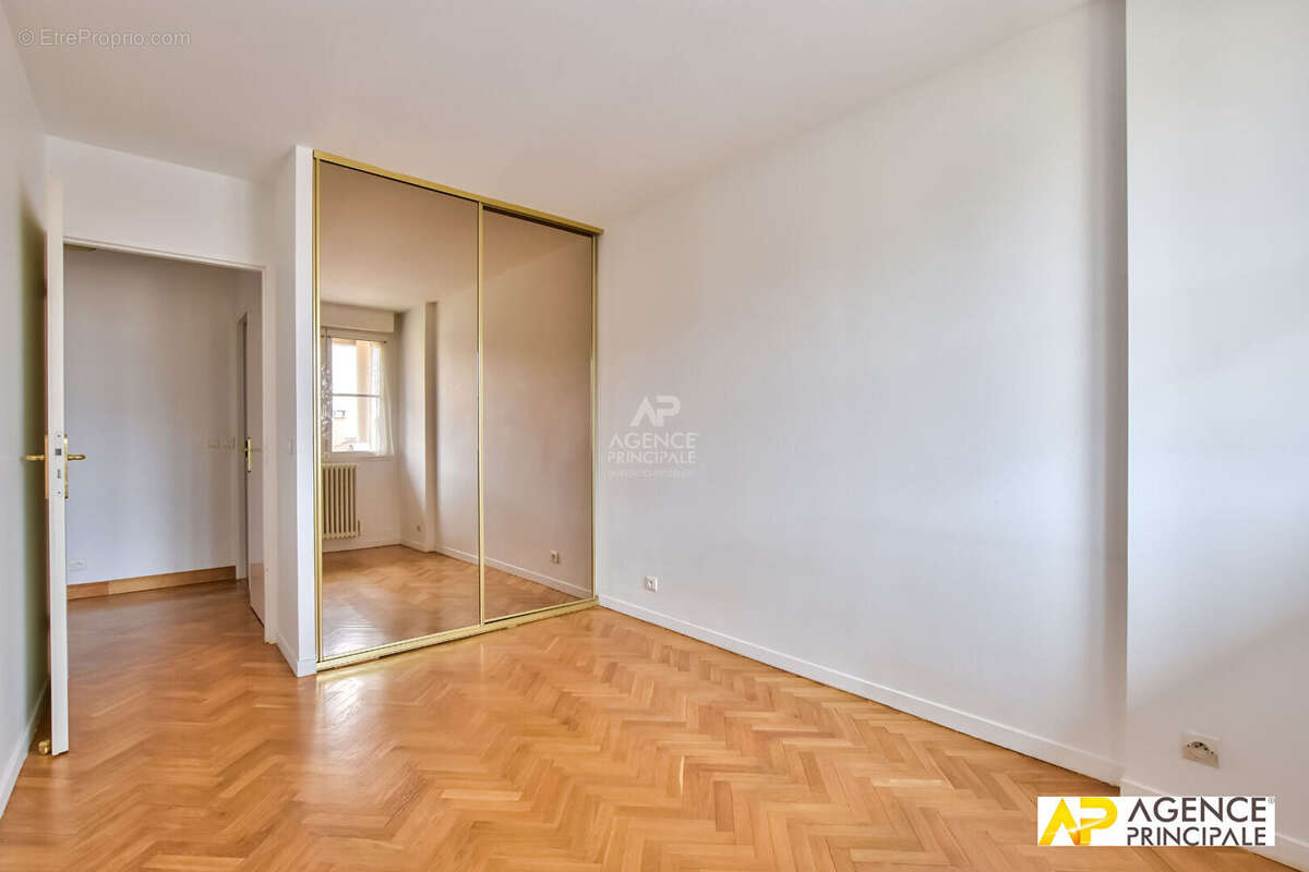 Appartement à MAISONS-LAFFITTE