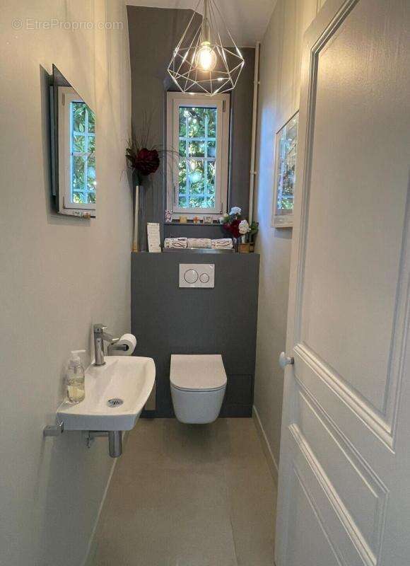 Maison à FONTAINEBLEAU