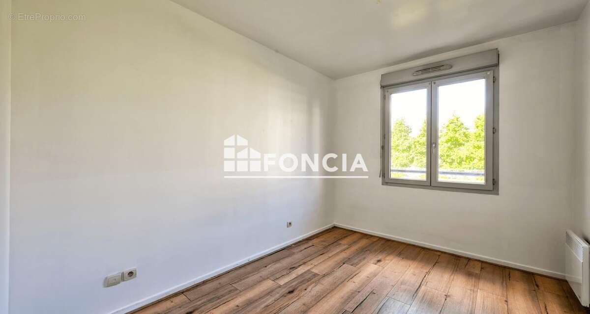 Appartement à SAINT-OUEN-L'AUMONE