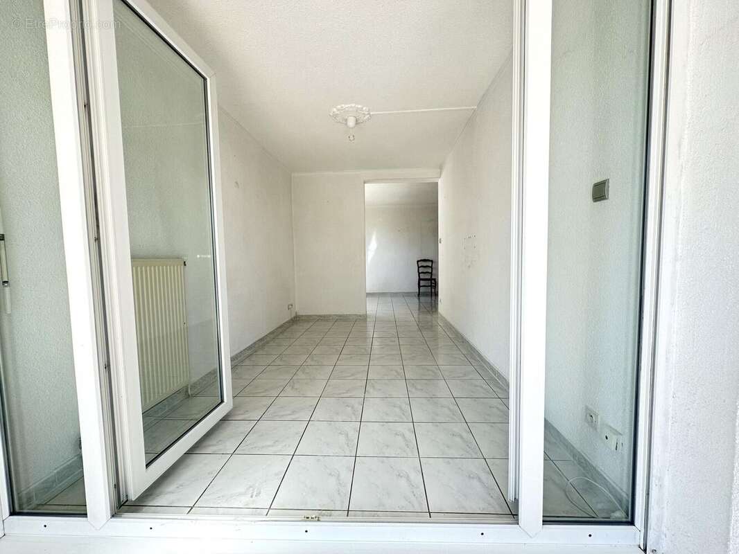 Photo 9 - Appartement à BAGNOLS-SUR-CEZE