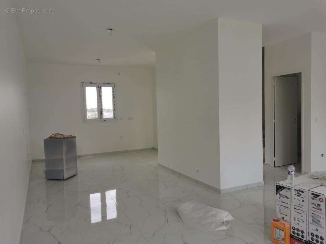 Maison à RESSONS-SUR-MATZ