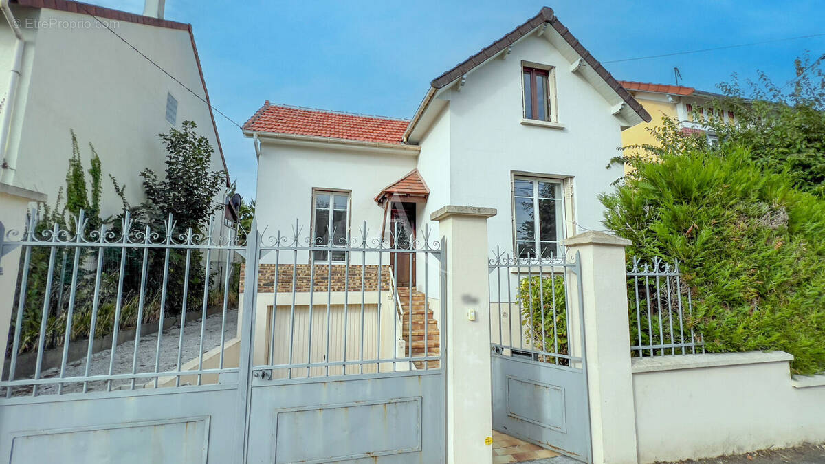 Maison à BRUNOY