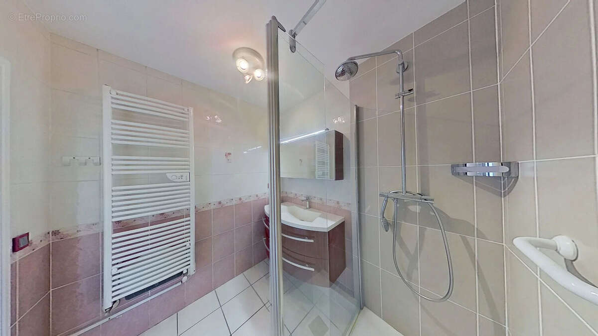 Appartement à VILLEURBANNE