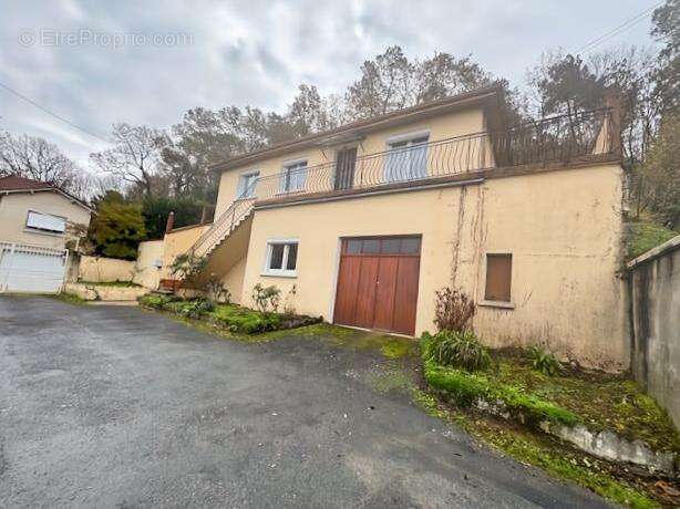 Maison à MARSAC-SUR-L'ISLE