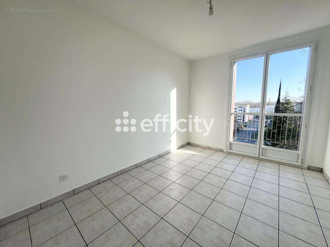 Appartement à JOUE-LES-TOURS