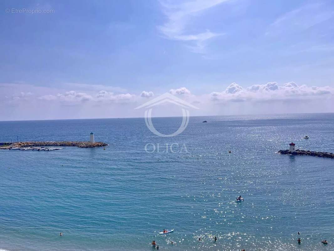 Appartement à VILLENEUVE-LOUBET